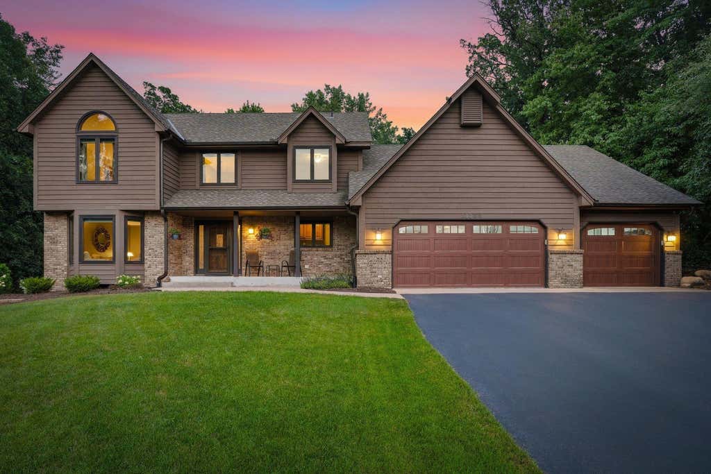 Photo of 18386 Java Trail, Lakeville, MN 55044 (MLS # 7098060)