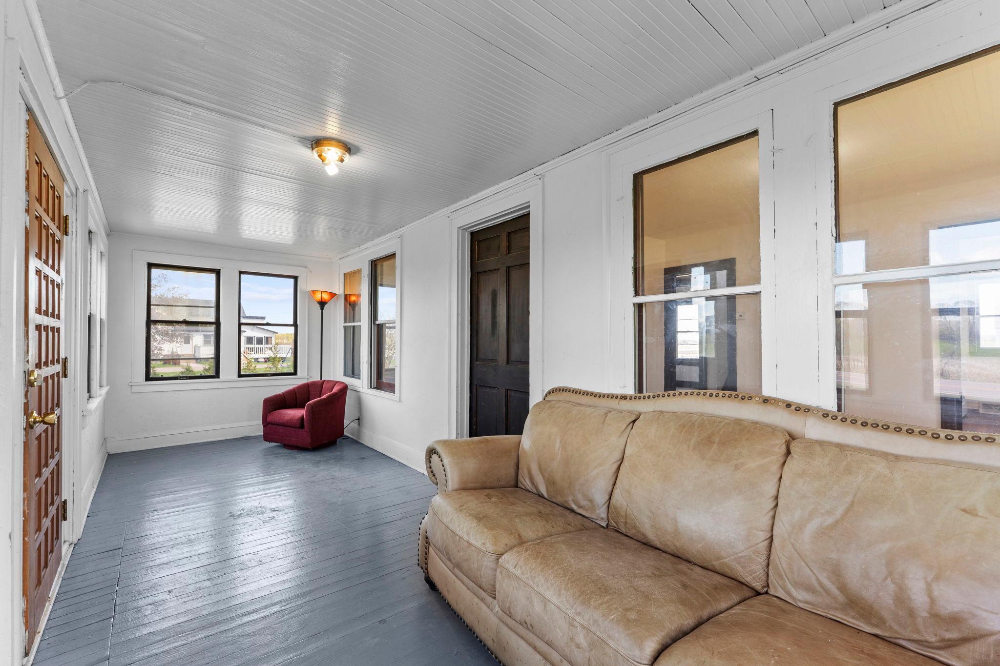 7310 Rolling Hills Road