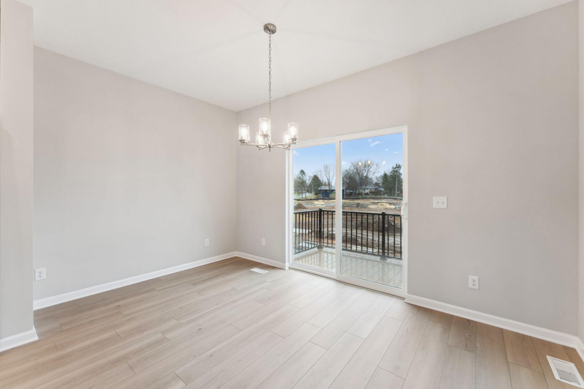 1541 Traverse Lane