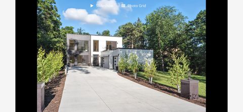 1125 Tyrol Trail Golden Valley MN 55416