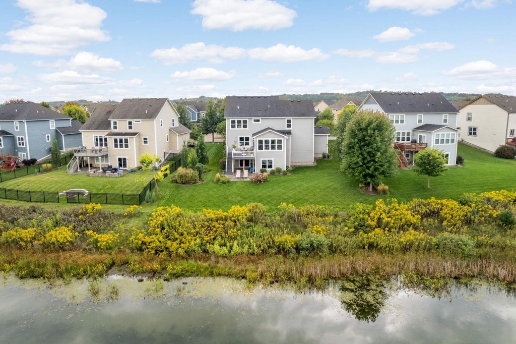 Photo of 1620 Bluewater Lane, Woodbury, MN 55129 (MLS # 6786632)