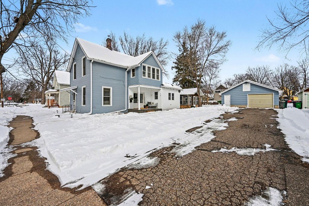 Photo of 418 4th Street N, Hudson, WI 54016 (MLS # 7038452)