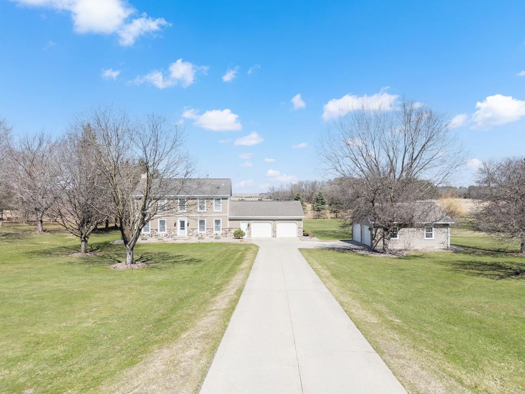 Photo of 2049 68th Street NW, Rochester, MN 55901 (MLS # 7052042)