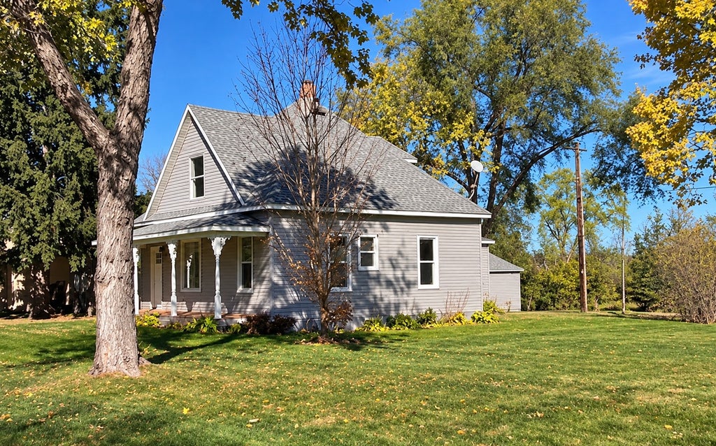 Photo of 610 Main Street, Clearwater, MN 55320 (MLS # 7161762)