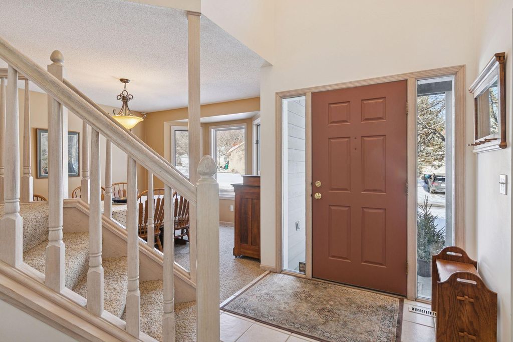 Photo of 2605 Kennelly Place, Burnsville, MN 55337 (MLS # 6801170)