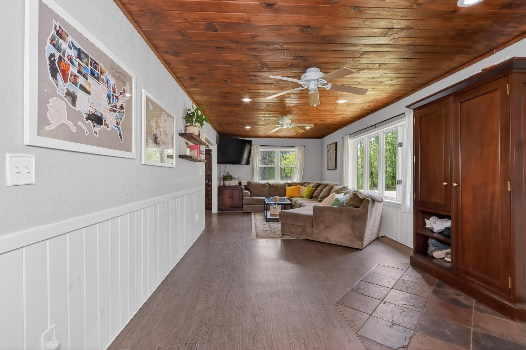 21020 River Road