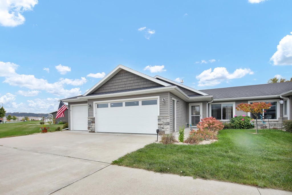 Photo of 1235 N 10th Street, Lake City, MN 55041 (MLS # 7160183)