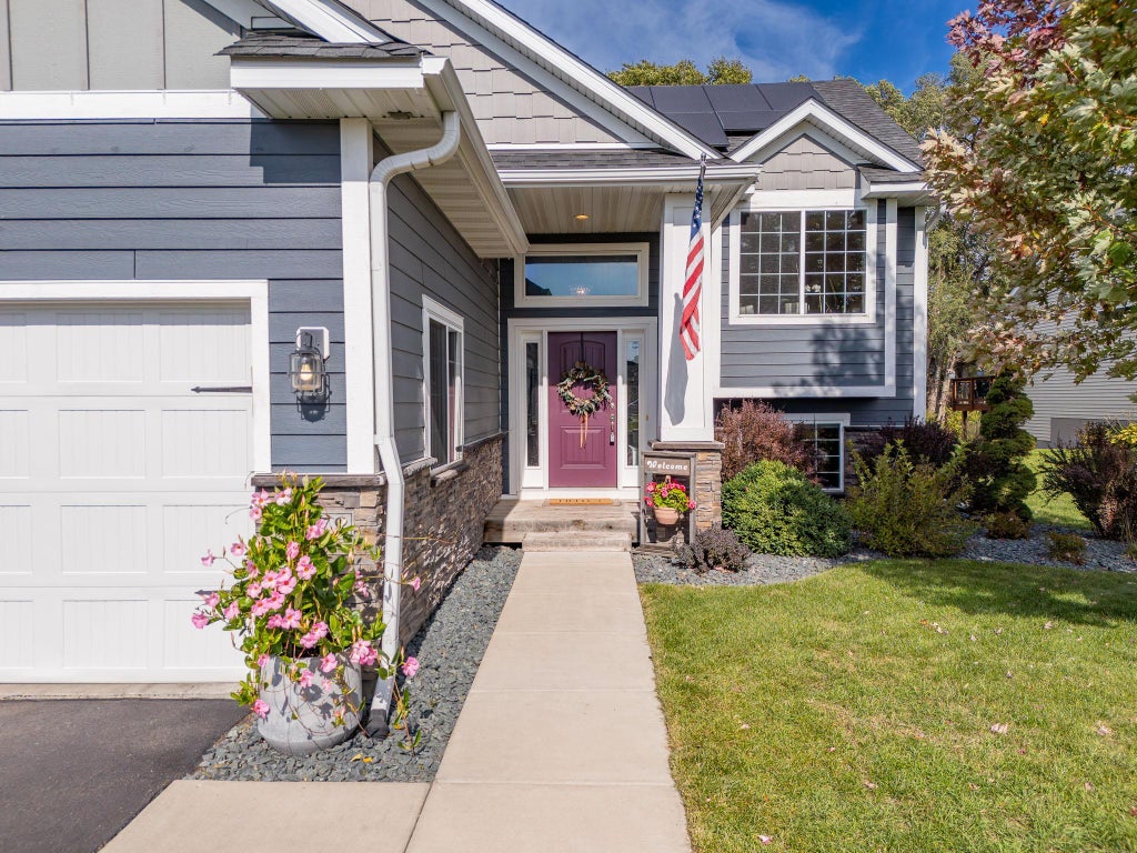 Photo of 6778 93rd Street S, Cottage Grove, MN 55016 (MLS # 7158082)