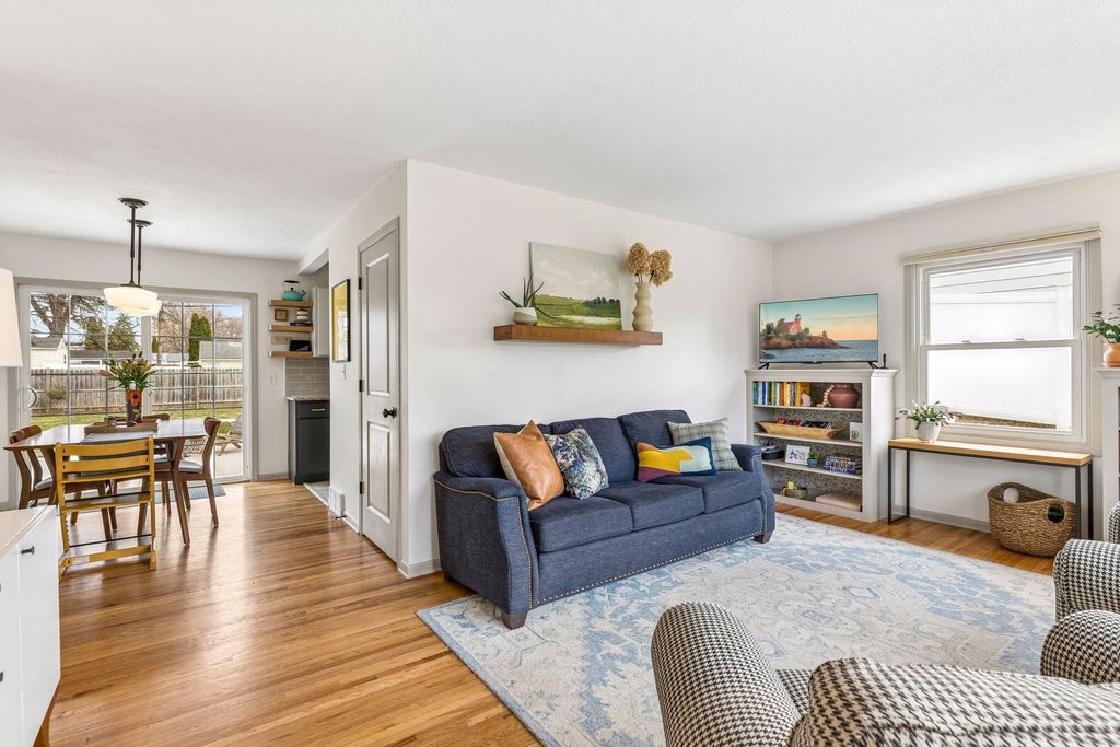 Photo of 8530 W 35th Street, Saint Louis Park, MN 55426 (MLS # 7046889)