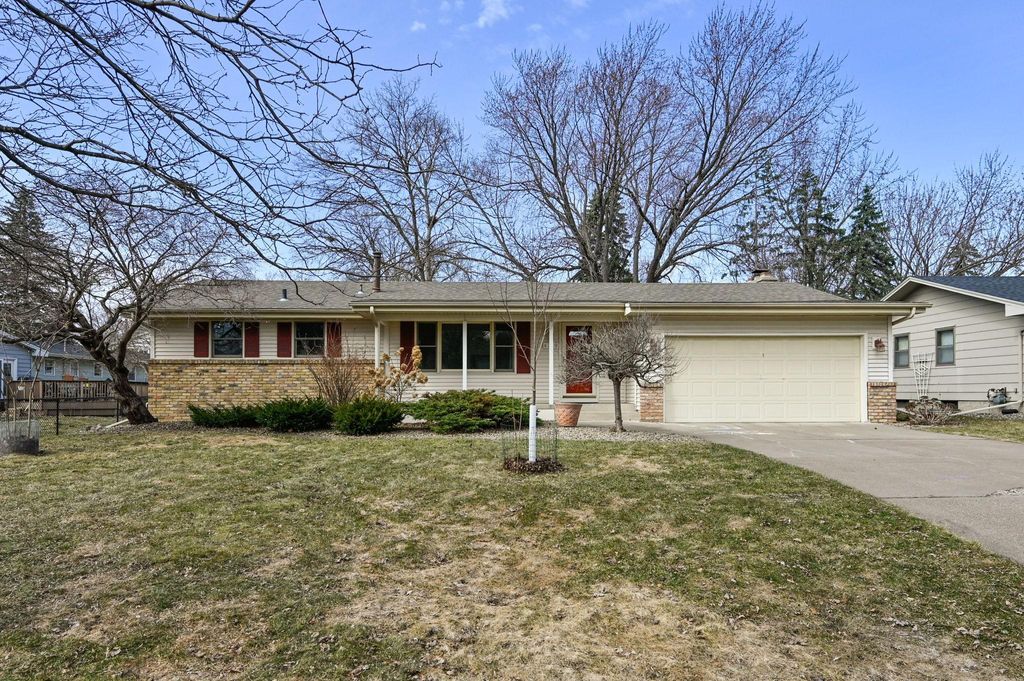 Photo of 4709 Utah Avenue N, New Hope, MN 55428 (MLS # 7045362)