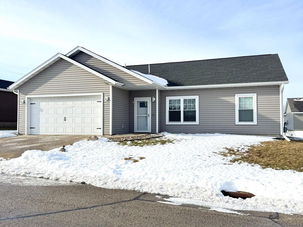 Photo of 4204 Garden Court SE, Rochester, MN 55904 (MLS # 7002451)