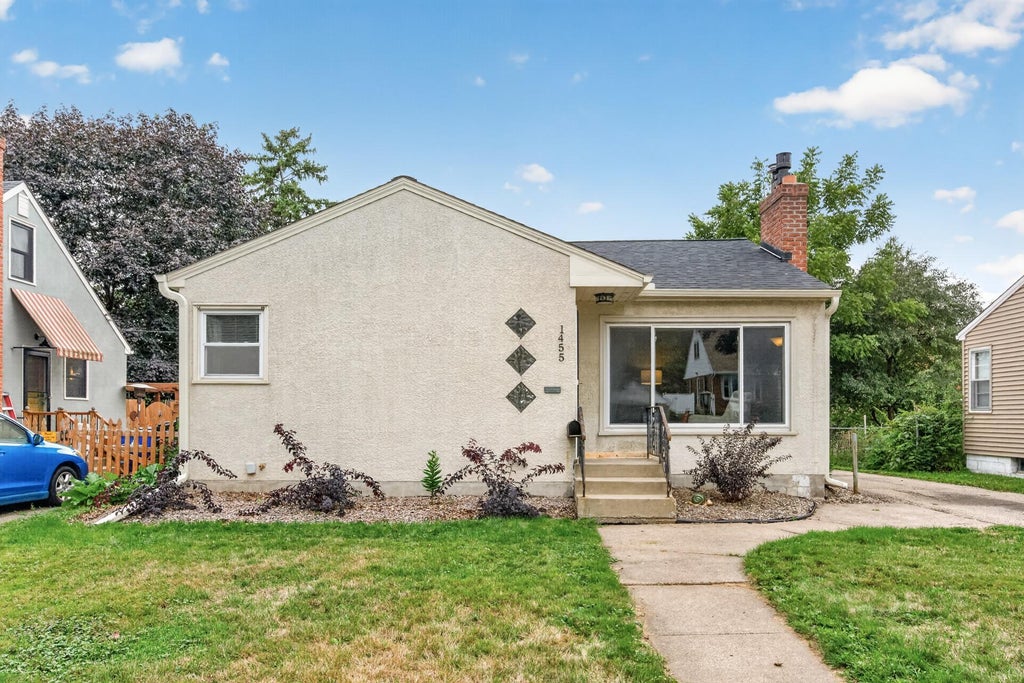 Photo of 1455 Schletti Street, Saint Paul, MN 55117 (MLS # 7081677)