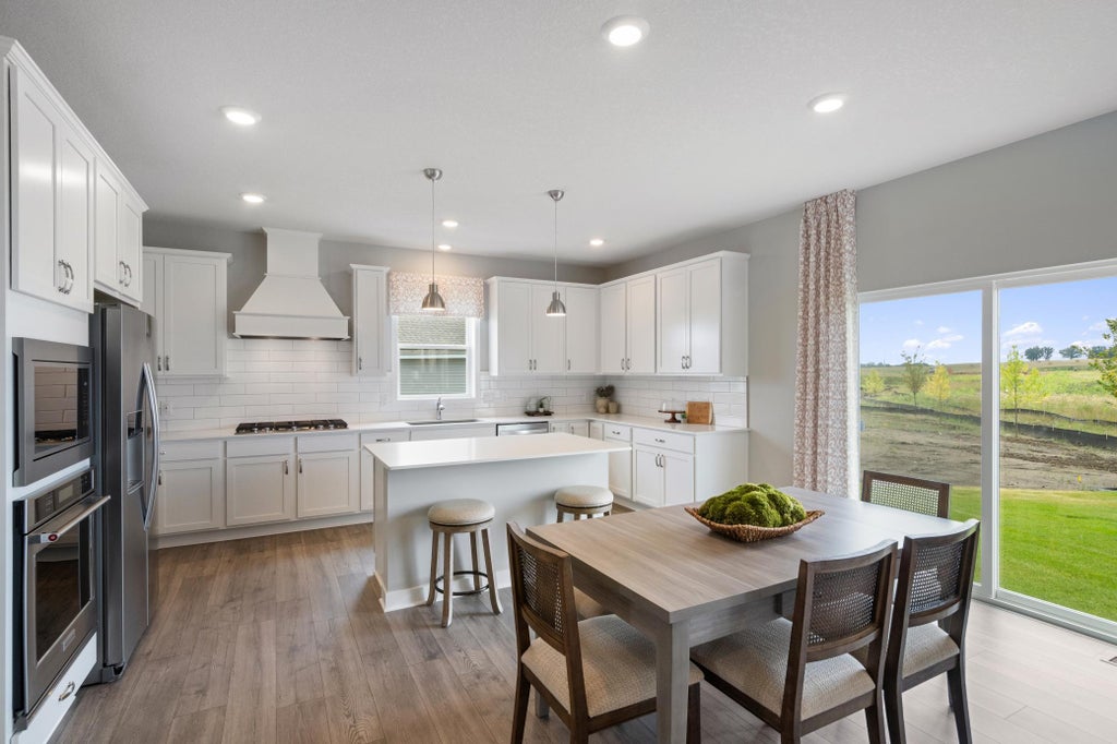 Photo of 1830 Rainier Drive, Shakopee, MN 55379 (MLS # 7143433)