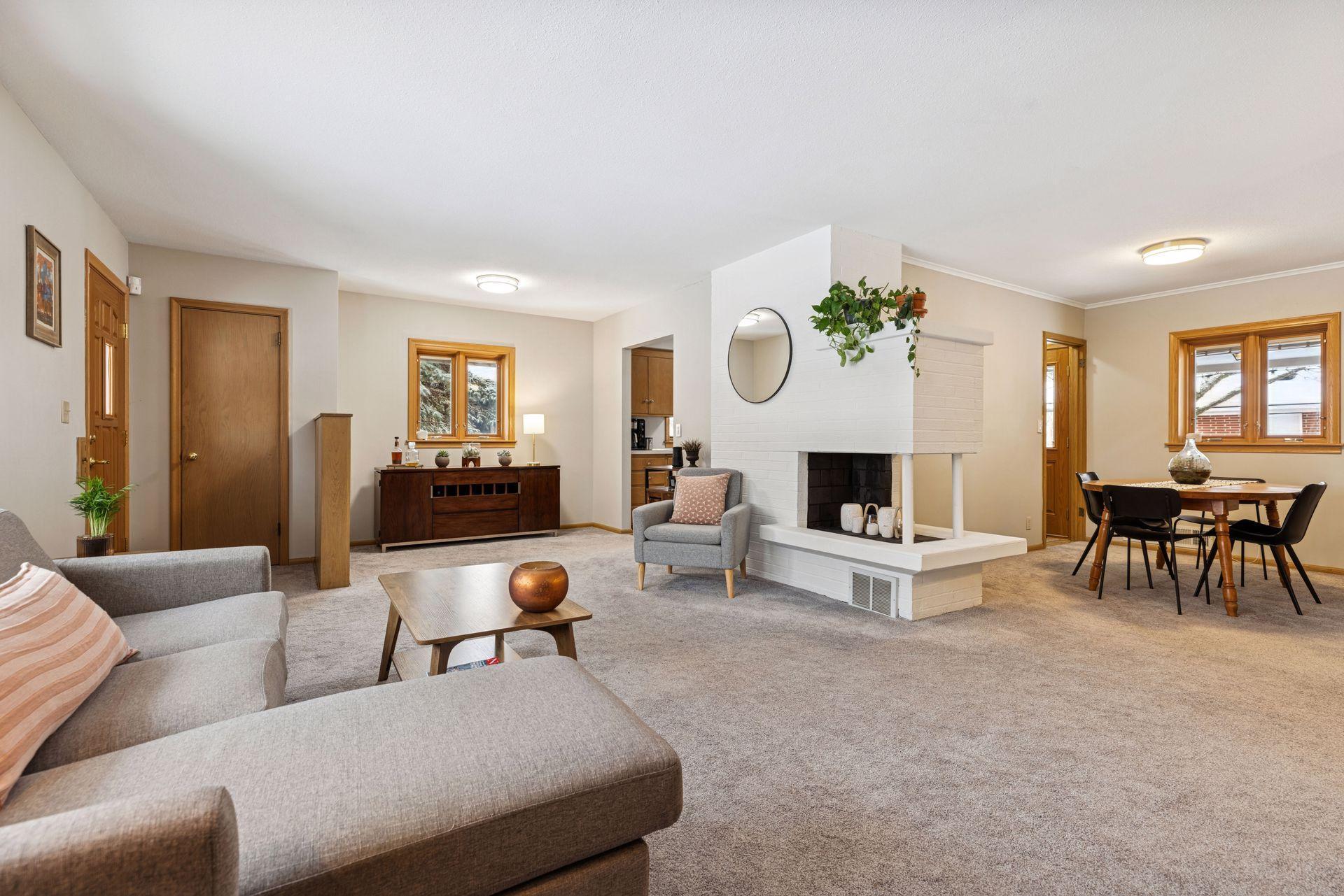 4148 Chowen Avenue S