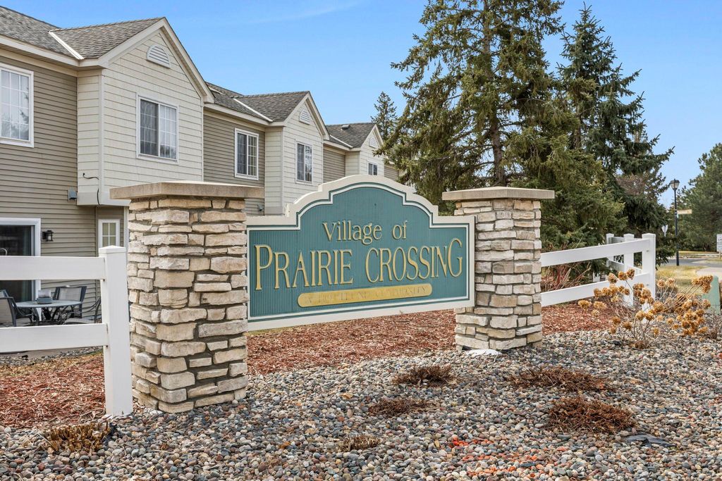 Photo of 15024 Dunwood Trail, Apple Valley, MN 55124 (MLS # 7036303)