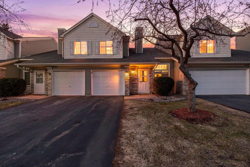 Photo of 15024 Dunwood Trail, Apple Valley, MN 55124 (MLS # 7036303)