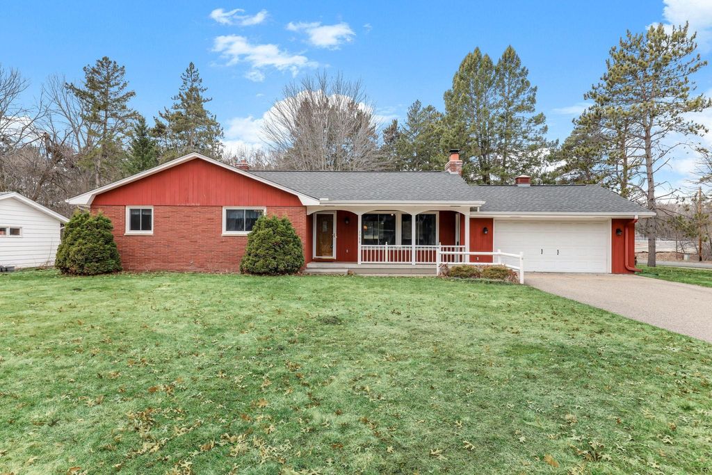 Photo of 2988 Legion Avenue N, Lake Elmo, MN 55042 (MLS # 7043661)