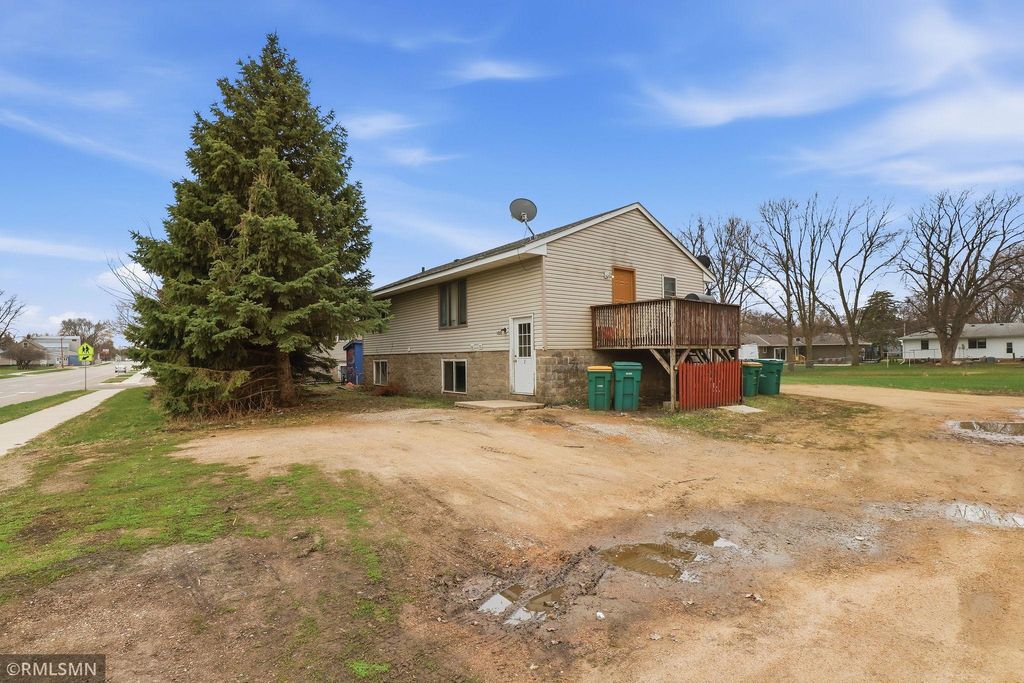 Photo of 100 4th Street NW, Montgomery, MN 56069 (MLS # 7056740)