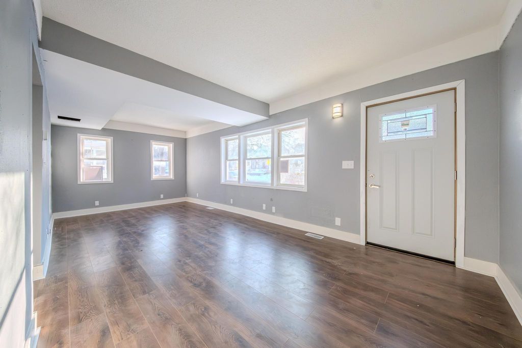 Photo of 654 Winslow Avenue, Saint Paul, MN 55107 (MLS # 7032115)