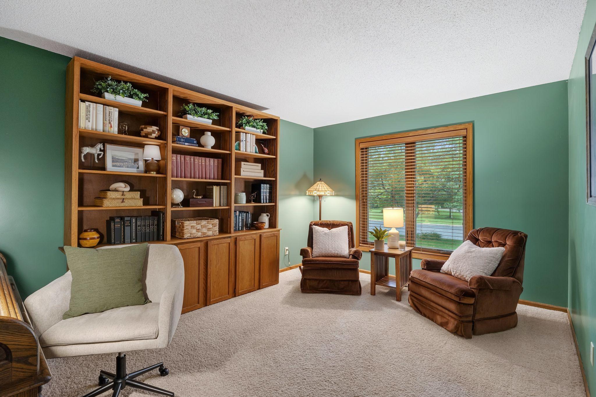 4876 Knottingham Circle