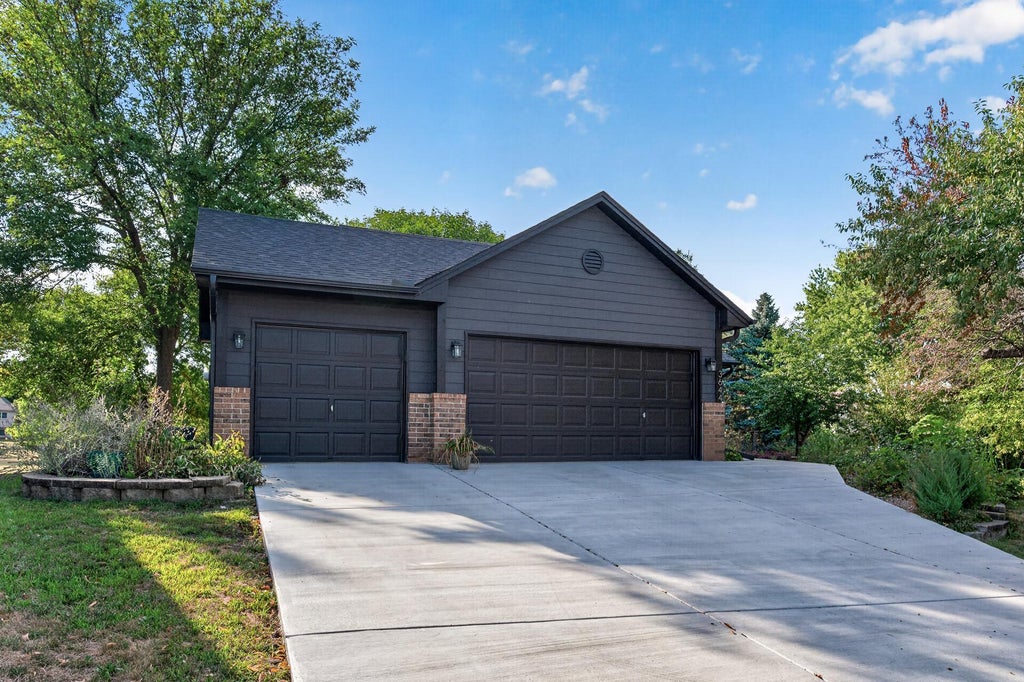 Photo of 3644 James Court, Hastings, MN 55033 (MLS # 7138416)