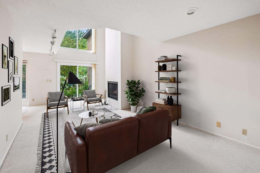 Photo of 1926 Dupont Avenue S, Minneapolis, MN 55403 (MLS # 7107393)