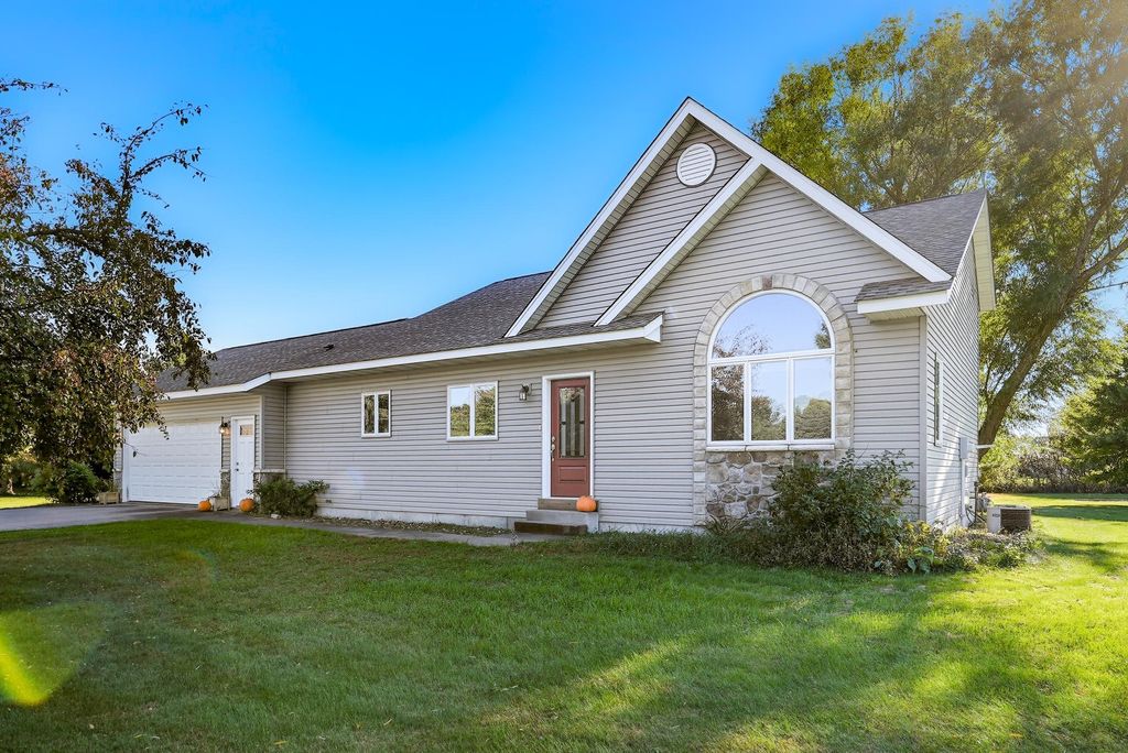 Photo of 2490 91st Avenue, Osceola, WI 54020 (MLS # 7040737)