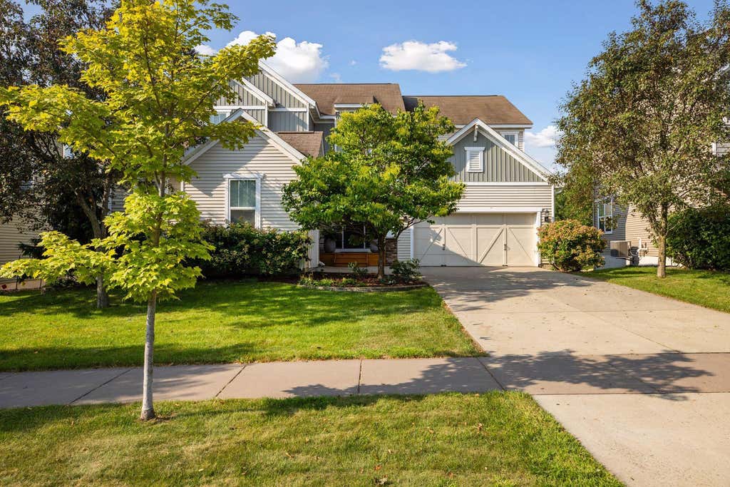 Photo of 3600 Windmill Curve, Woodbury, MN 55129 (MLS # 7126577)