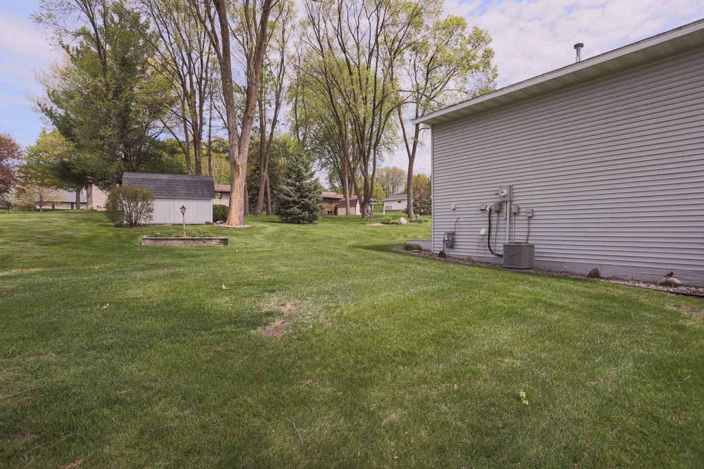 Photo of 380 Flora Street S, Prescott, WI 54021 (MLS # 7069239)