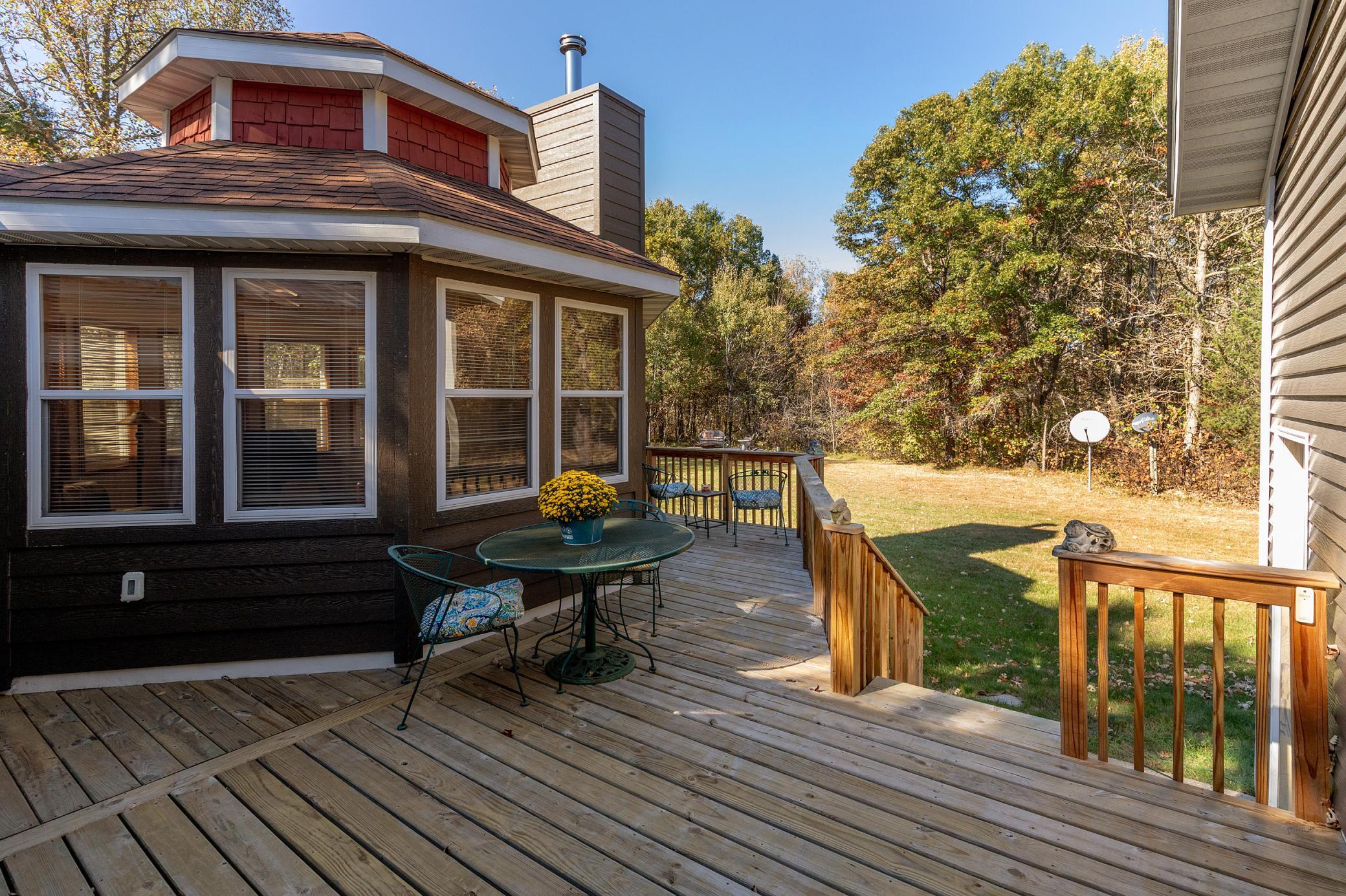 5688 Erin Road