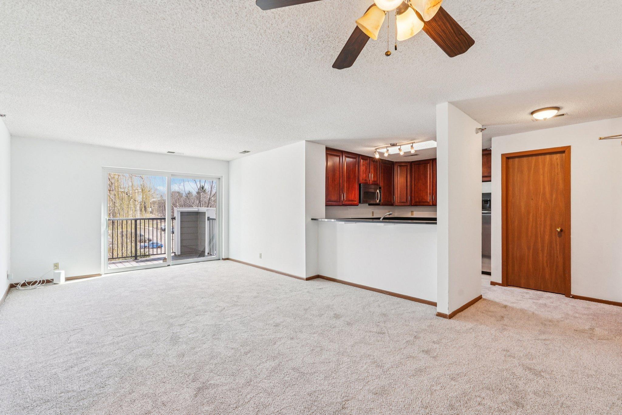 6145 Chasewood Parkway 202