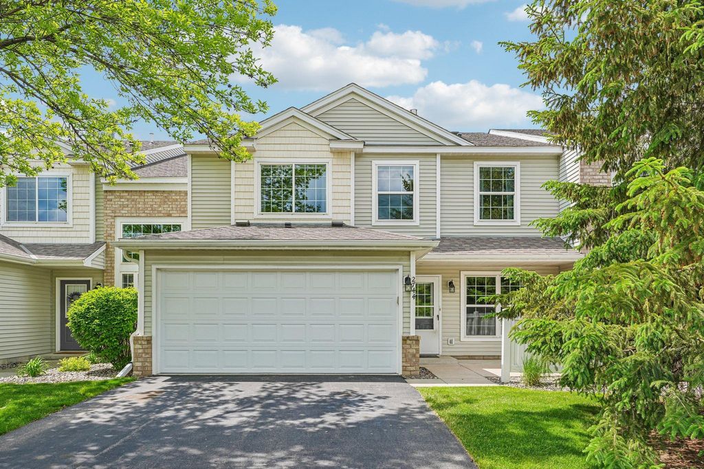 Photo of 2744 Wagon Wheel Trail, Chaska, MN 55318 (MLS # 7077462)