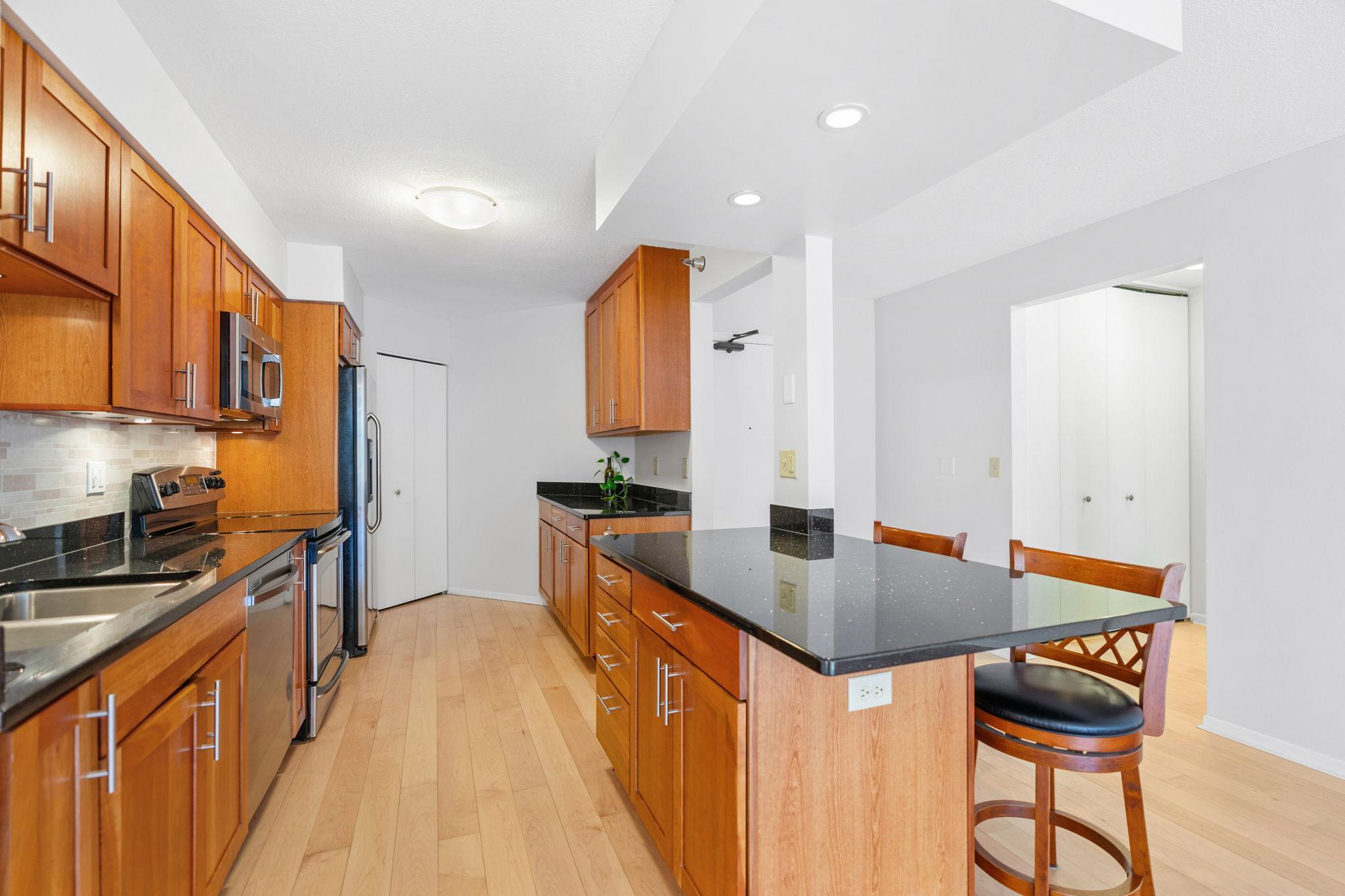 401 S 1st Street 310
