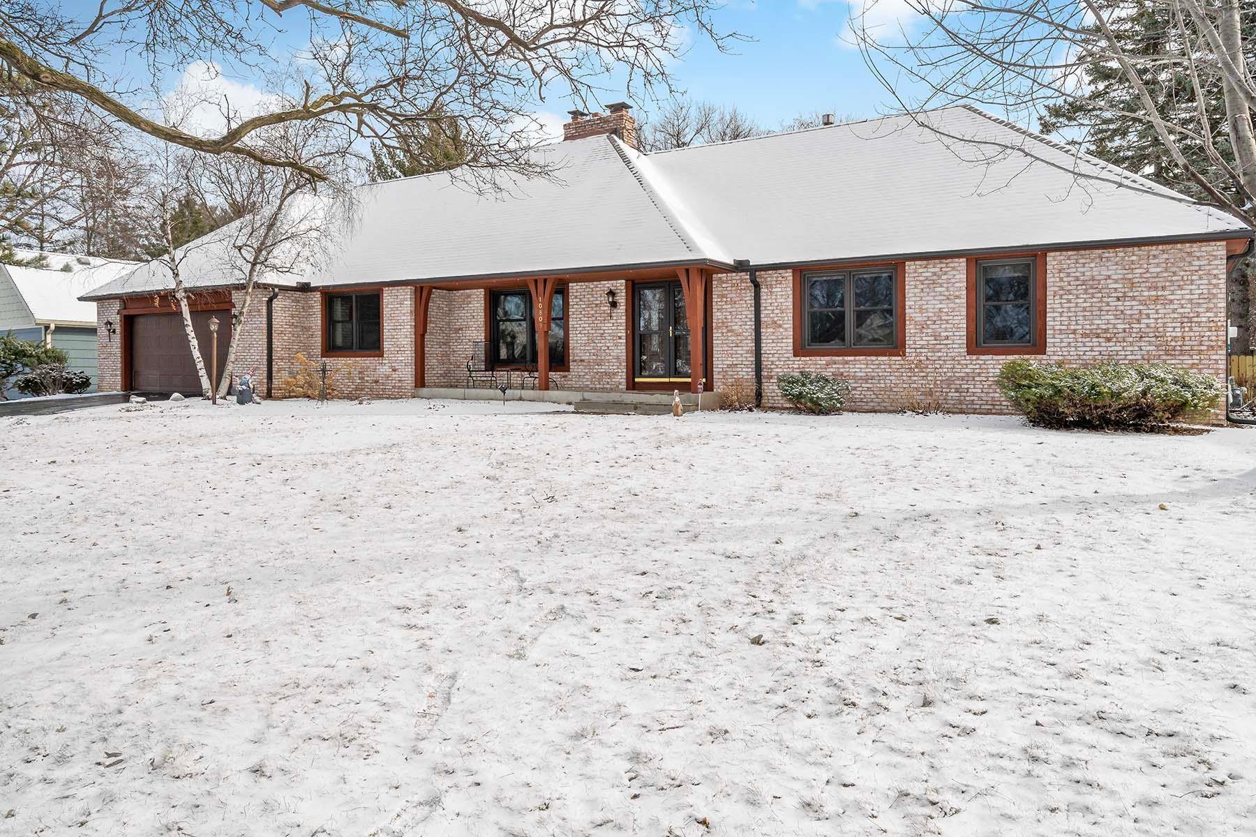 10809 Emerson Road S