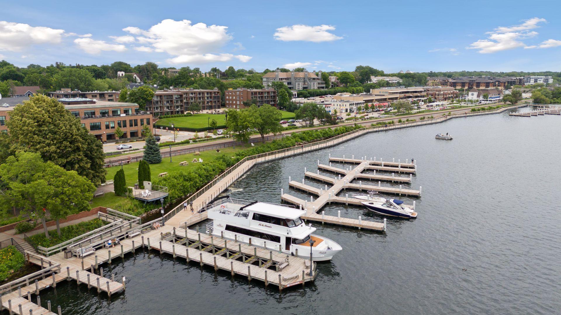 Wayzata, Minnesota, 55391, United States, 5 Bedrooms Bedrooms, ,5 BathroomsBathrooms,Residential,Active,2025638