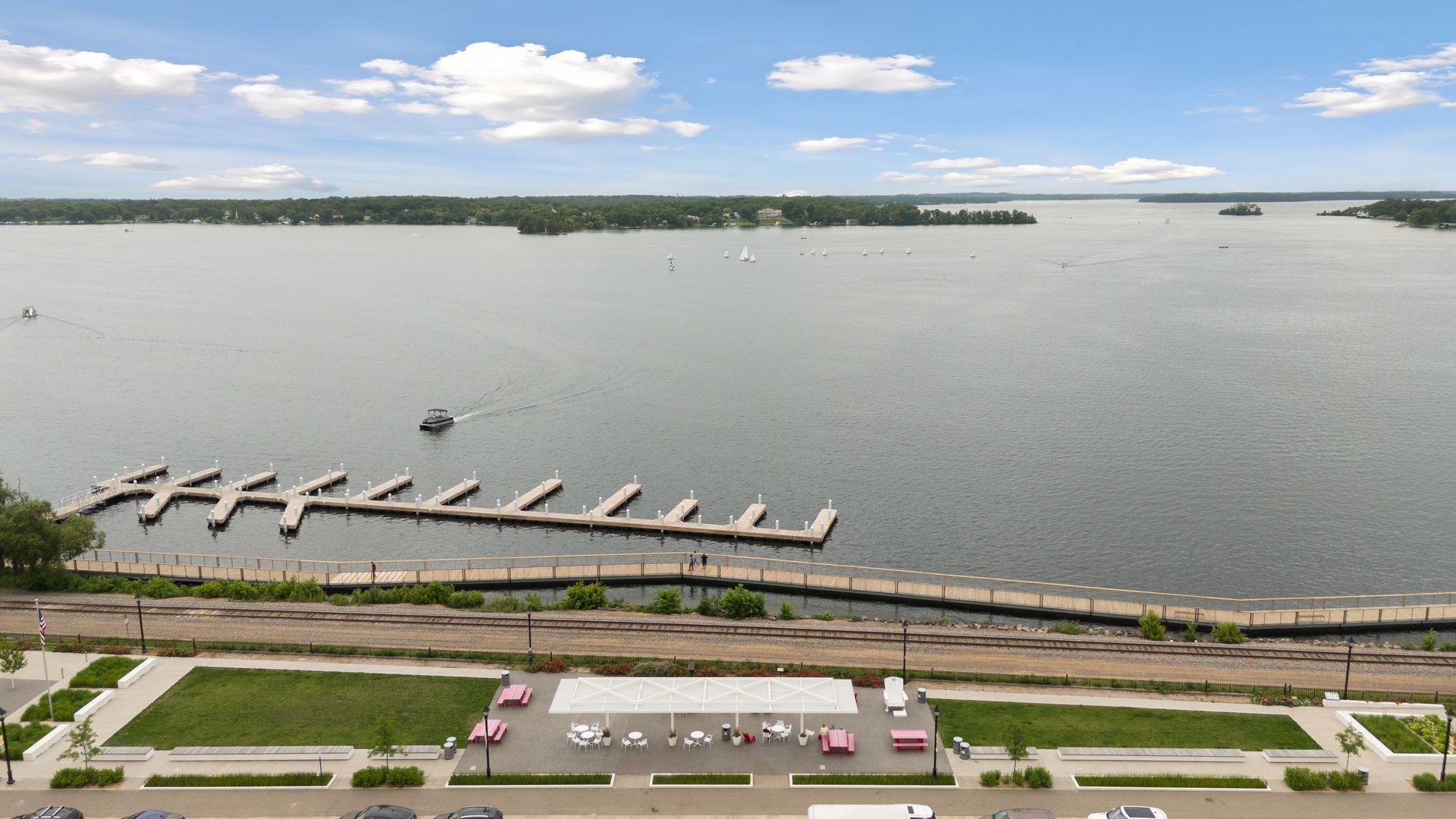 Wayzata, Minnesota, 55391, United States, 5 Bedrooms Bedrooms, ,5 BathroomsBathrooms,Residential,Active,2025638