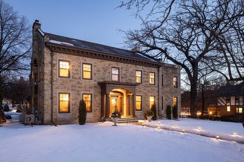 4649 E Lake Harriet Parkway Minneapolis MN 55419