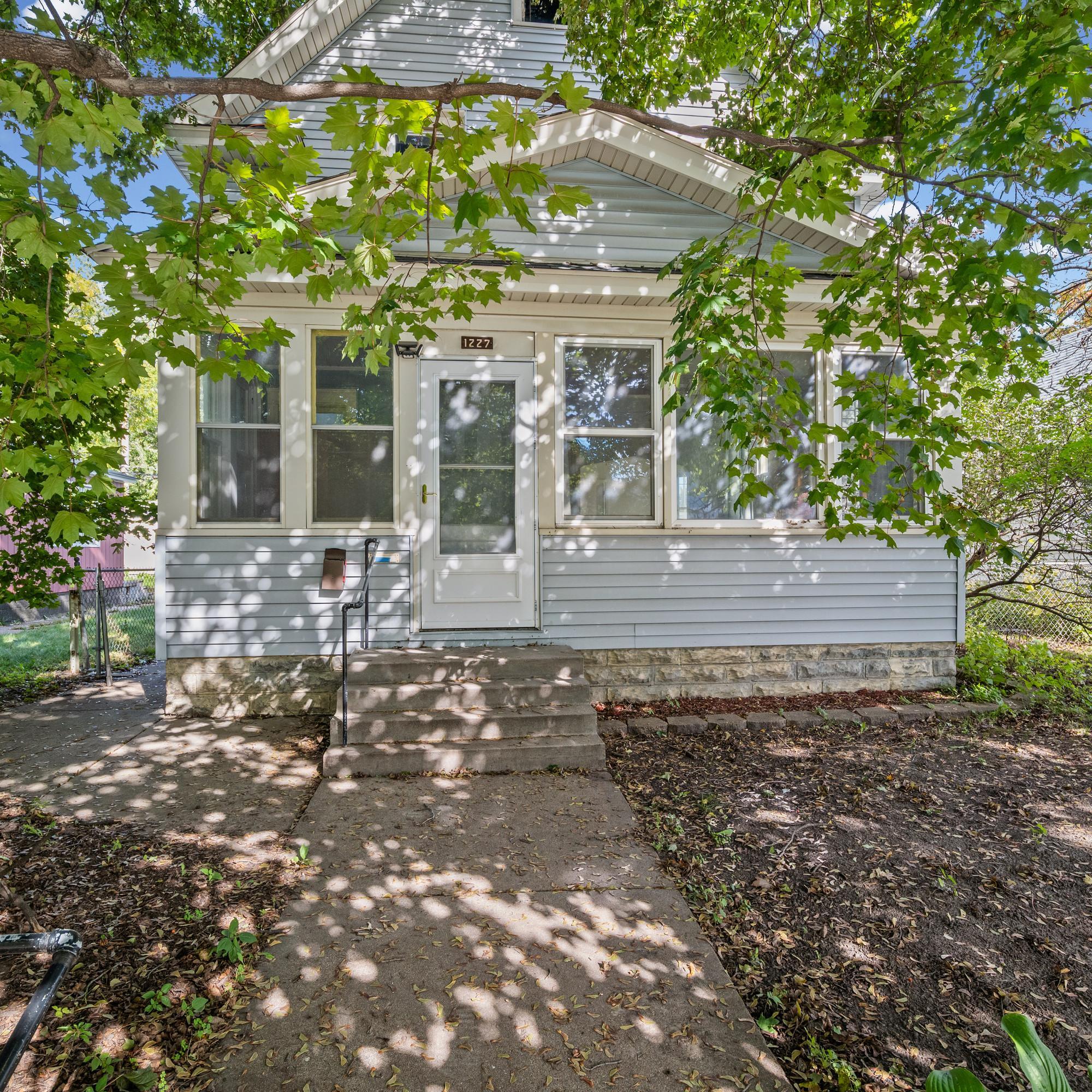 1227 Thomas Avenue