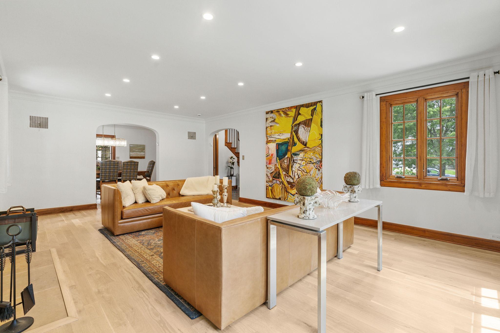 4100 Sunset Boulevard
