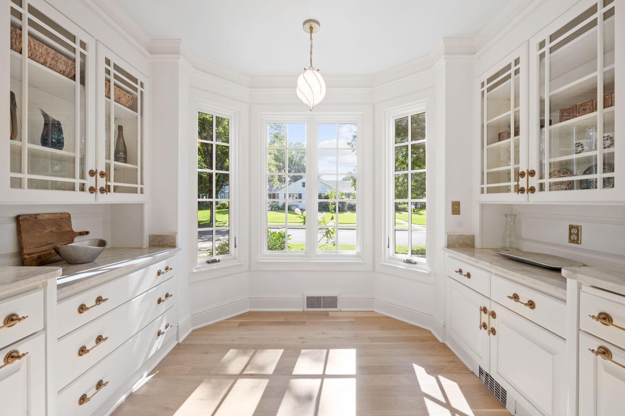 4100 Sunset Boulevard