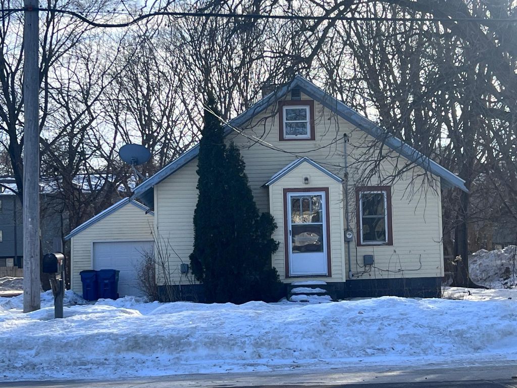 Photo of 1712 University Drive SE, Saint Cloud, MN 56304 (MLS # 7002536)