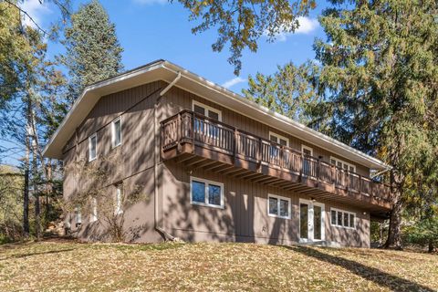 15701 Oak Ridge Road Eden Prairie MN 55346