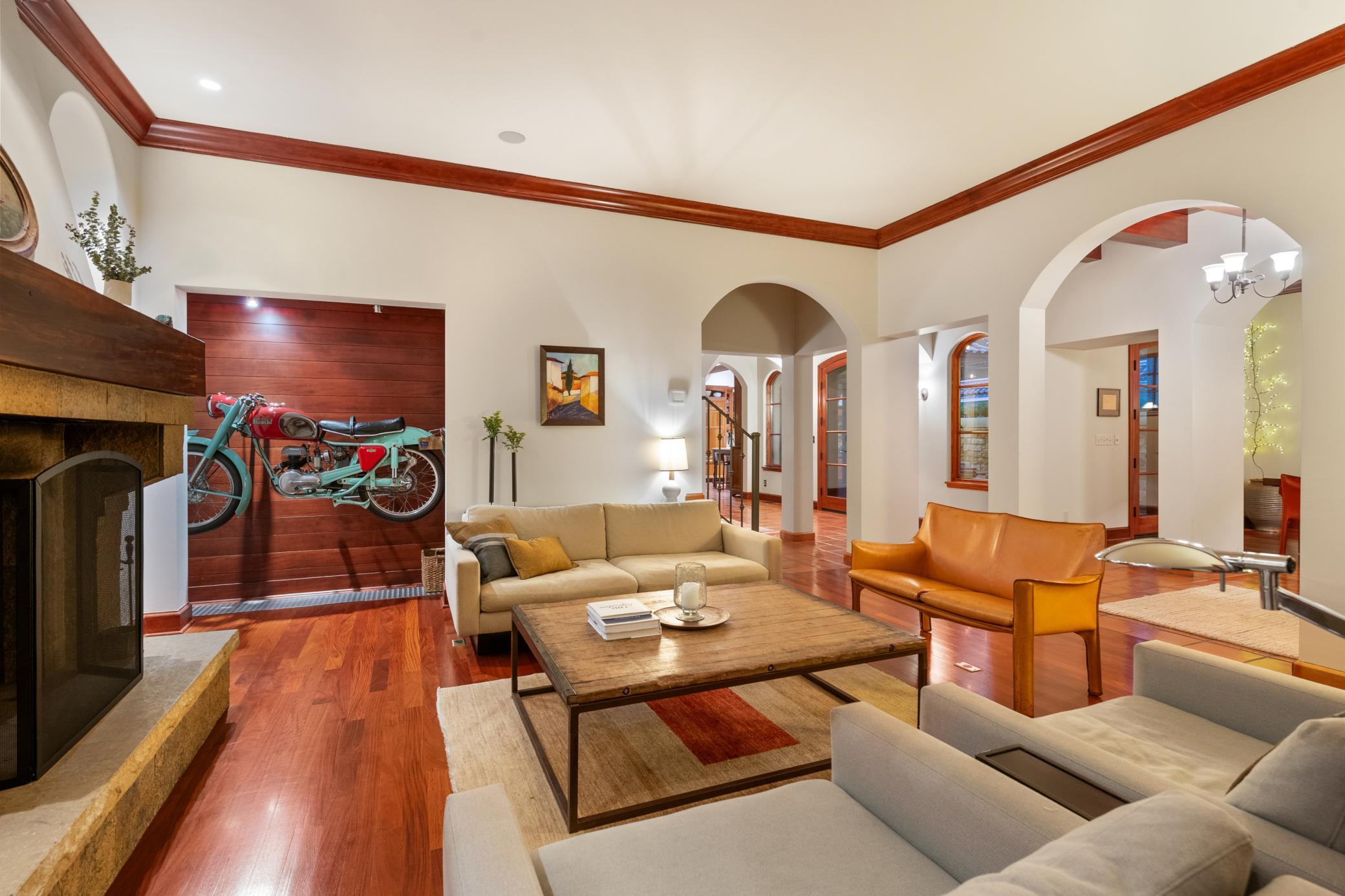 4051 Linden Hills Boulevard