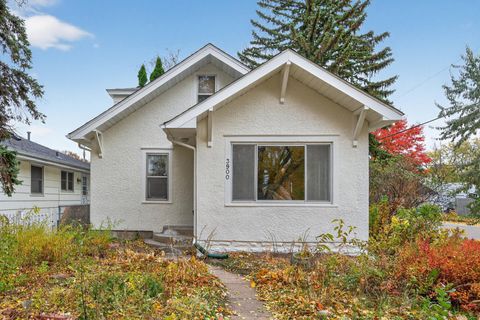 Photo of 3900 Perry Avenue N, Robbinsdale, MN 55422 (MLS # 6643505)