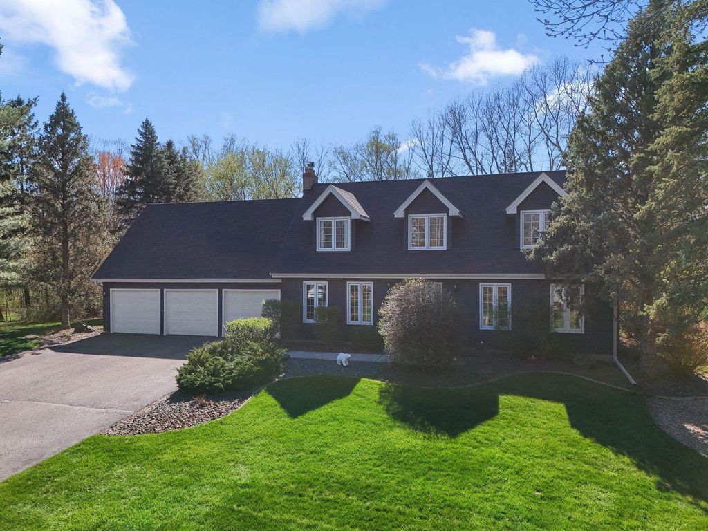 Photo of 60 Deer Hills Court, North Oaks, MN 55127 (MLS # 7062102)