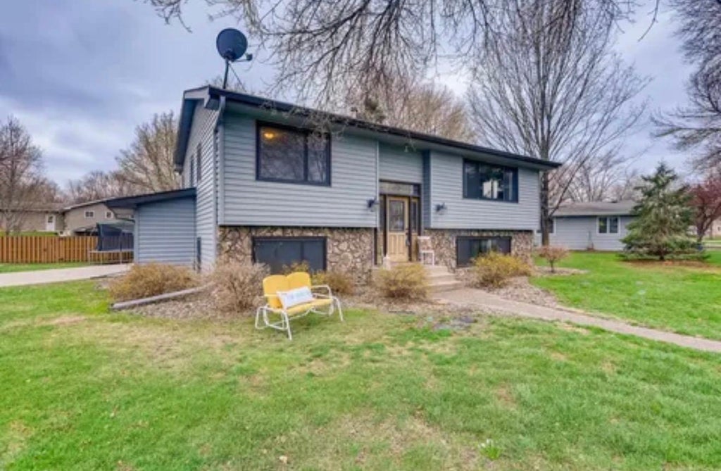 Photo of 1138 Spruce Court, Northfield, MN 55057 (MLS # 7167032)