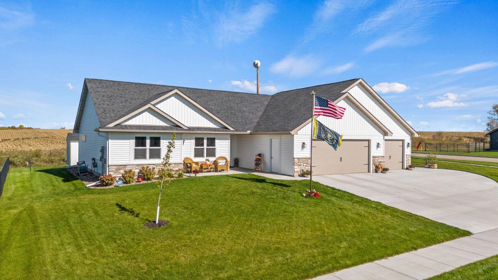 Photo of 1895 Otter Way, New Richmond, WI 54017 (MLS # 7122618)