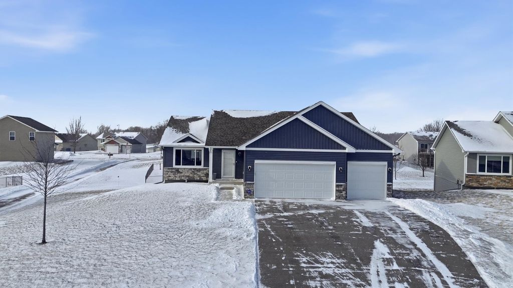 Photo of 515 Winkler Trail N, Cologne, MN 55322 (MLS # 7012105)