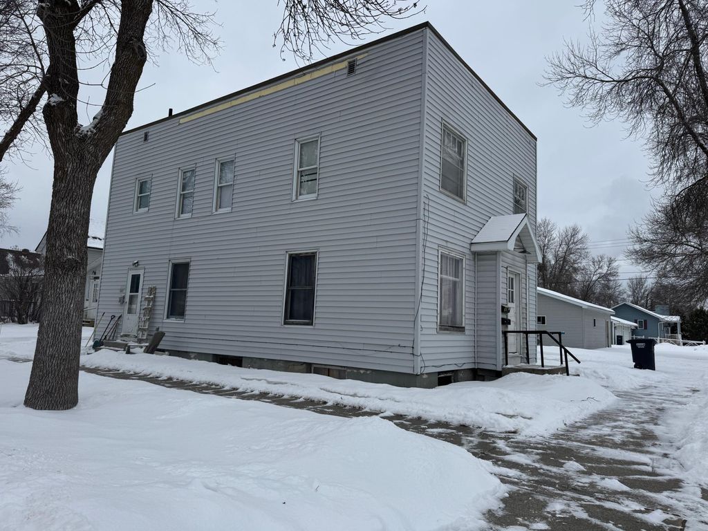 Photo of 620 5th Avenue, International Falls, MN 56649 (MLS # 7042177)