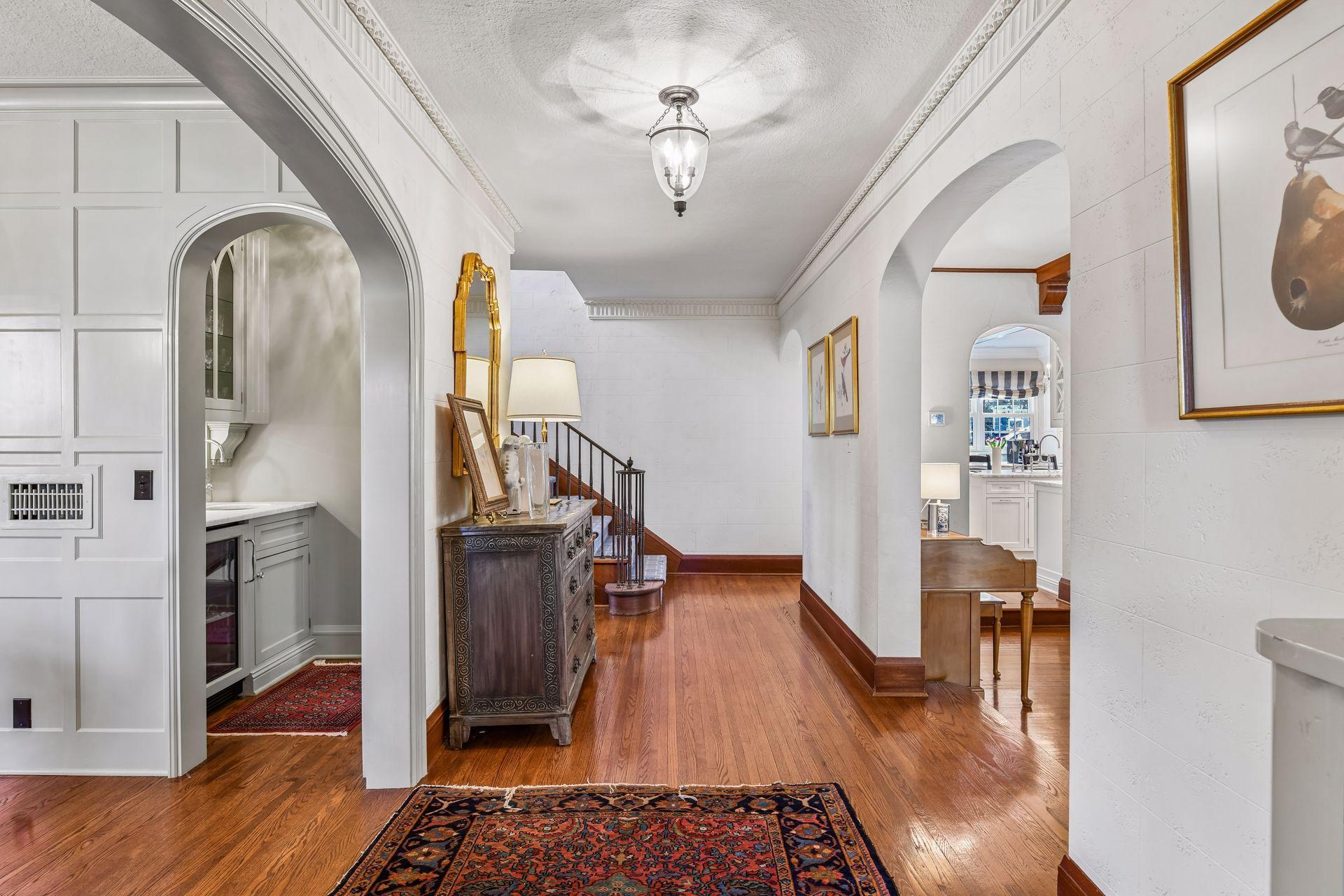 4513 Edina Boulevard